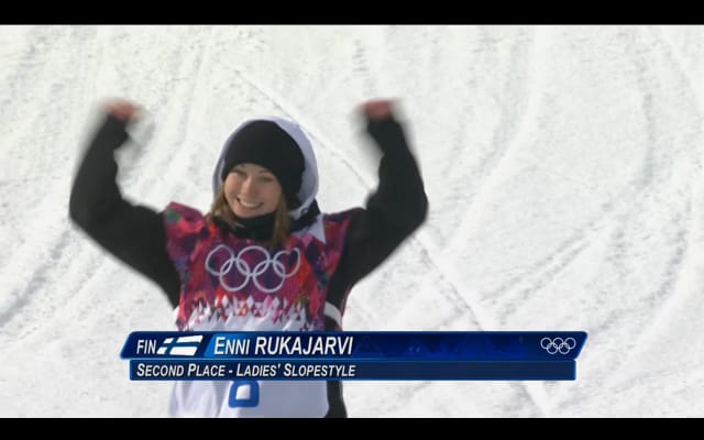 Enni Rukajärvi tuulettaa