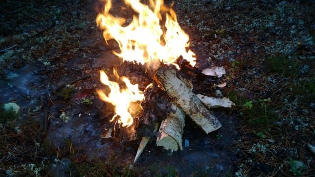 Tulenliekki rauhoittaa