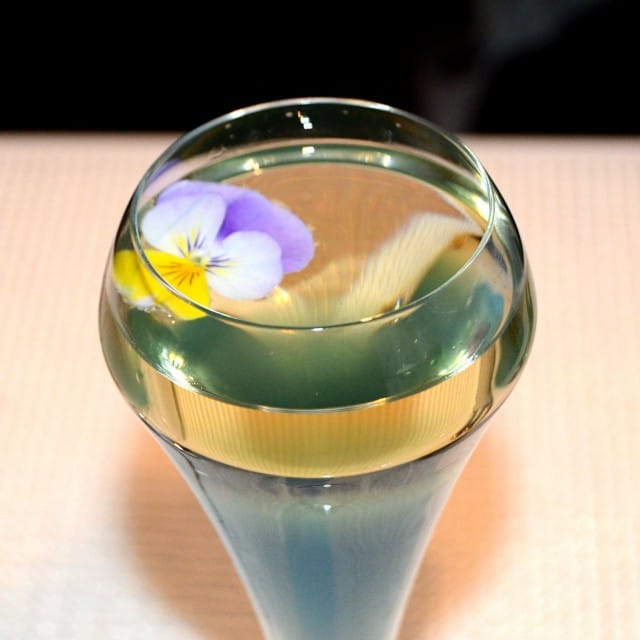 Samppanjaa alkuun - tottakai!