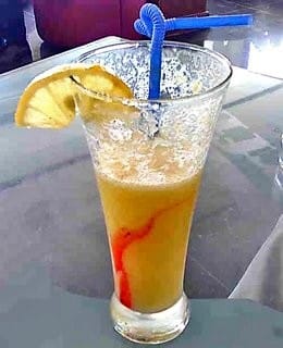 tunisialaista sitruunapirtelöä