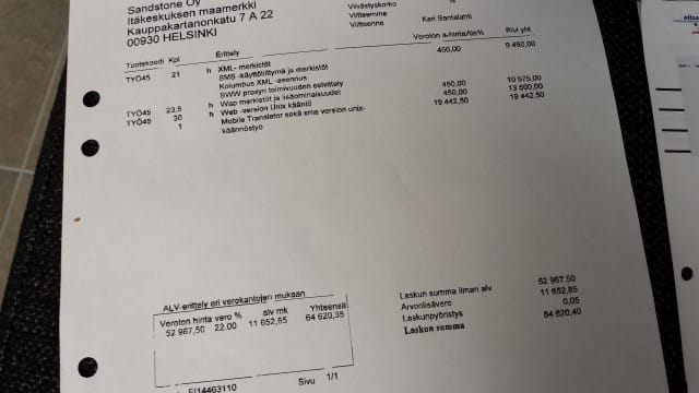 Teimme silloin mobiilisovelluksia Sonera ZED:iin, Mato Valyosen WapIT firmalle, Nokialle ja Elisan mobiiliportaaliin jota kutsuttiin silloin nimellä WAP.