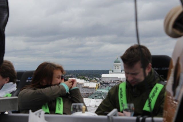Dinner in the Sky -ruokailijan näkymät ovat vailla vertaansa.