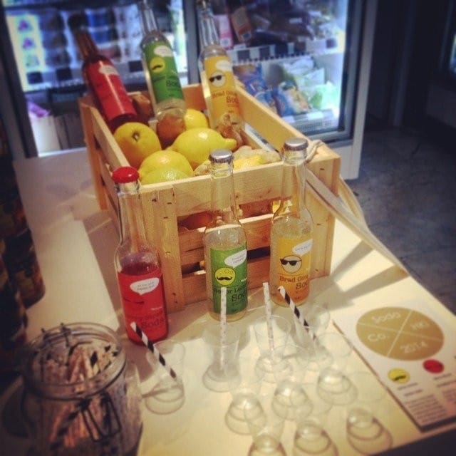 Mansikka-, sitruuna- ja inkiväärilimut maistatuksessa Anton & Antonissa.