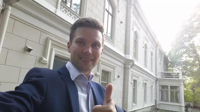 En ostanut vaikka joku ehdotti. Tällaisen vuokraaminen on halvempaa kuin omistamiseen liittyvä huoli.