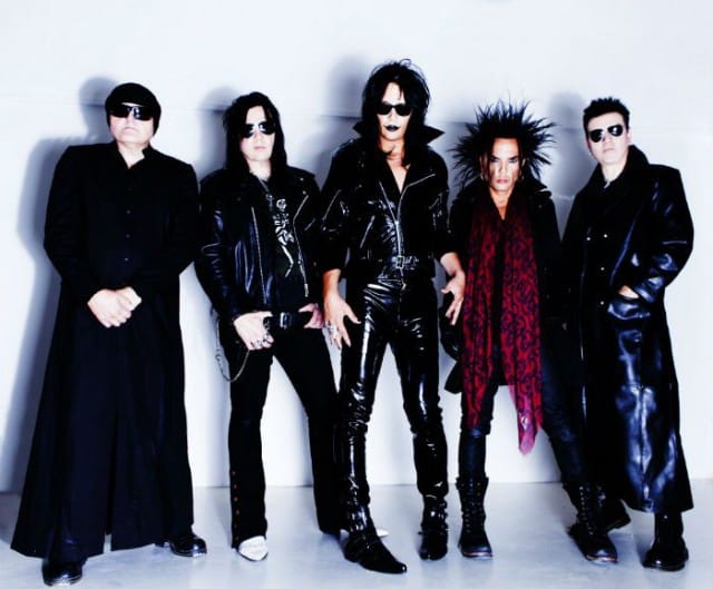 The 69 Eyes -bändin rumpali Jussi69 nähdään erikoisessa ympäristössä.