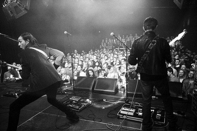 Tallinnassa on meininkiä ja sinne pääsee helposti. Mene! Tässä tyylinäyte Vaiko Epliik & Eliitiltä.