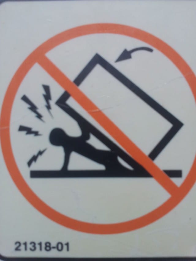 Köyhdyt ja joudut hankaluuksiin, jos tuhlaat enemmän kuin tienaat.