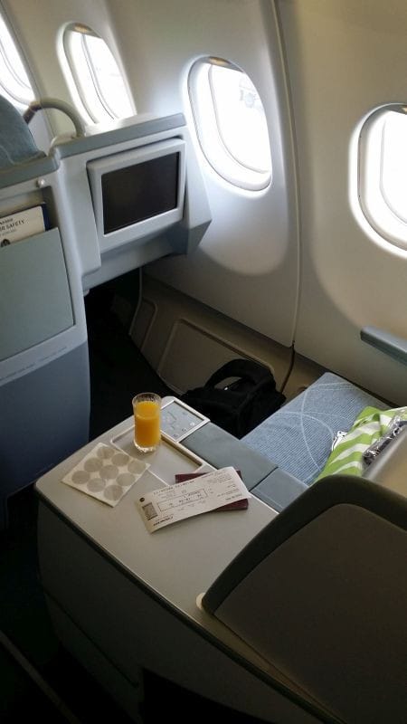 Reissu alkoi hyvin kun pääsin bisnesluokkaan.