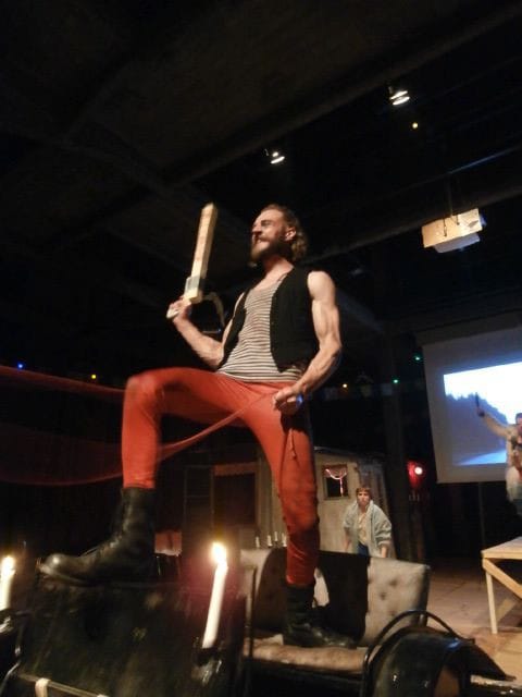 Dimitri, Matti Pajulahti - taustalla Lise, Emma Mattila