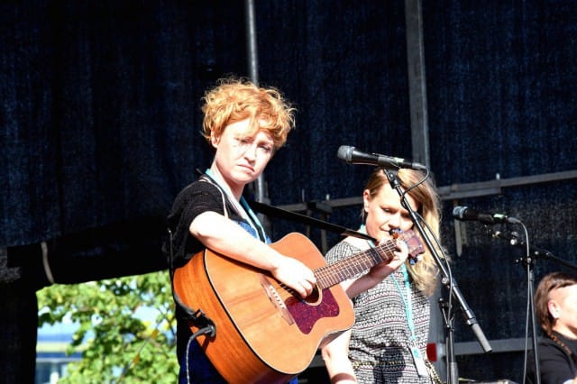 Aino Venna otti lavan haltuun.