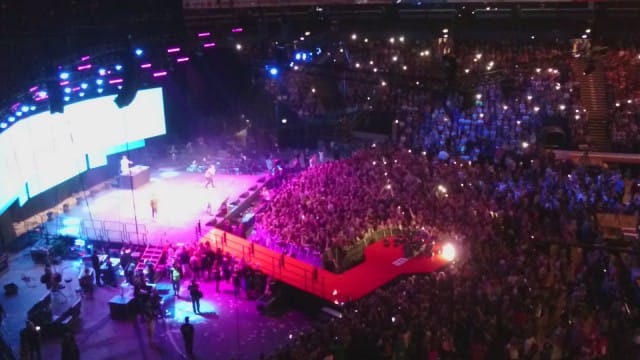 Tubeconin Tube Awardseissa palkittiin vuoden parhaat tubettajat.