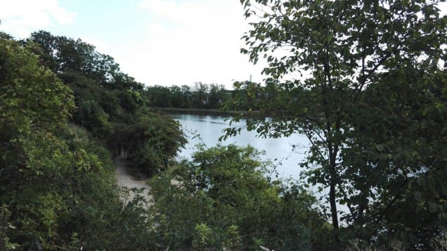 Christianiassa on kivoja puistoja, joissa voi kävellä.