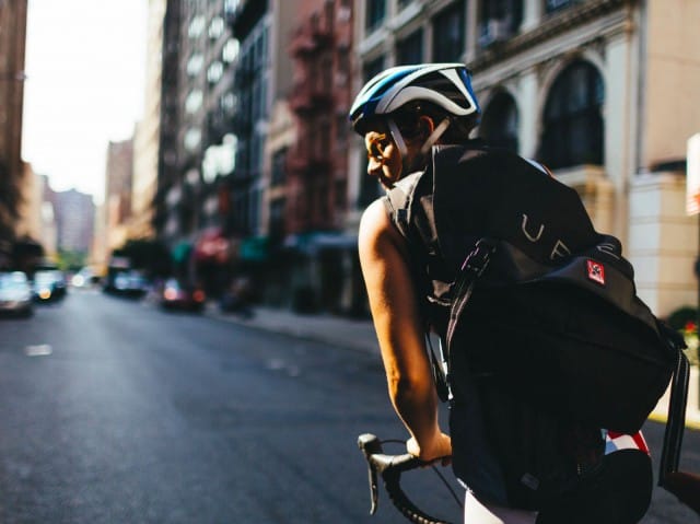 San Fransiscossa ja New Yorkissa Uber Rush -paketit liikahtavat polkupyörillä.