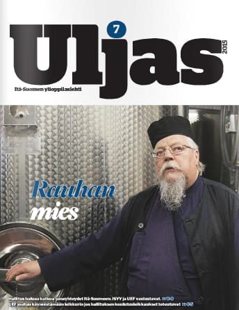 Eivätkä ne muuten luostarissa tuon tuostaan juoda kittaa alkoholia asukit, ainoastaan kaksi kertaa vuodessa on lupa, poikkeustapauksena viinimestari Isä Andreas: "Minulla on semmoinen kalenteri, jossa on joka päivälle viinilasi."