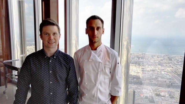 Ilkka Lavas ja At.mosphere ravintolan keittiömestari Giorgio Maggioni