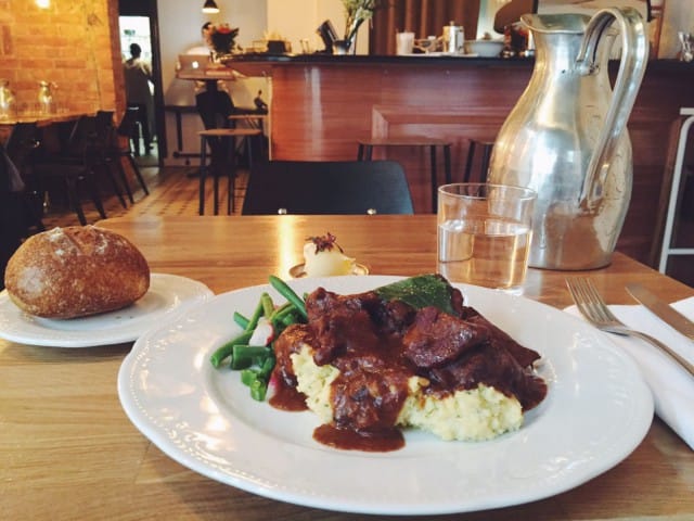 Hyvästi valinnan vaikeus! Pennyssä tarjoillaan lounaalla vain yhtä ruokaa, ja hyvä niin.