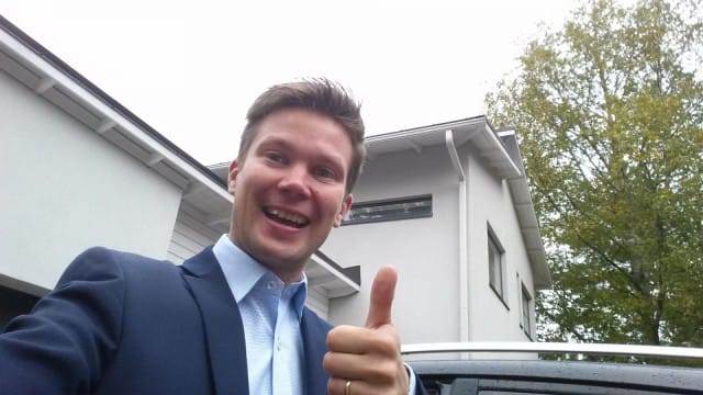 Plussia on enemmän kuin miinuksia. Jatkan tipattomalla.