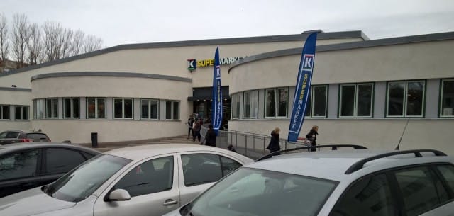 Uusi kauppa, vanha rakennus