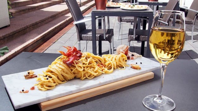 Spaghetti Carbonara Pjazzan tyyliin.