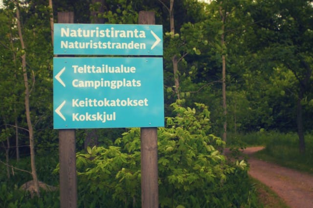 Pihlajasaaressa rantapäivä onnistuu myös ilman tekstiilien tyranniaa.