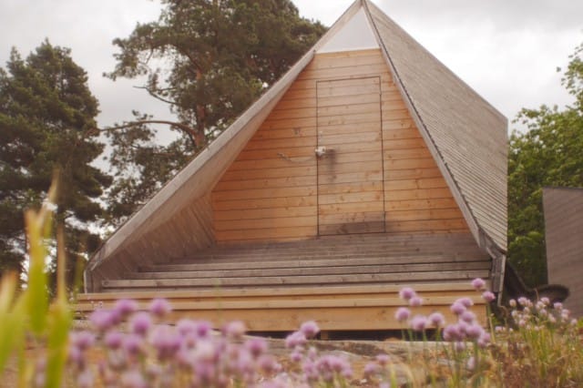 Vuokrattavia saunoja löytyy ainakin Pihlajasaaresta (kuvassa) ja Uunisaaresta.