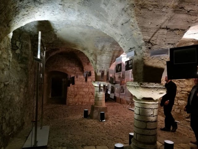 Praha oli joskus Rooman hallinnon pääkaupunki. Kuvassa Rooman hallinnon aikaisen rakennuksen huoneita 1200-luvulta