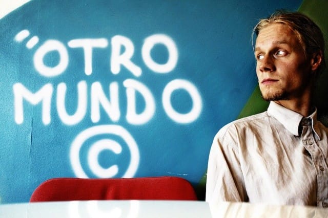 Ohjaaja Aleksi Pohjavirta.