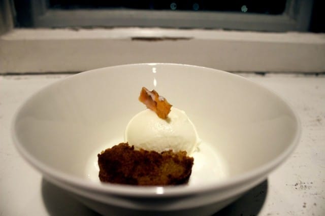 Loppuun porkkanakakkua ja piimäjäätelöä