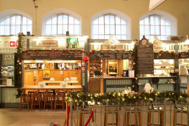 Ranskalaista tunnelmaa kauppahallissa.