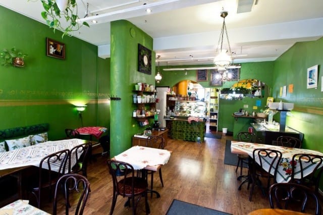 Gopalissa on tunnelmaa – ja tietenkin huippuhyvä kasvisruoka!