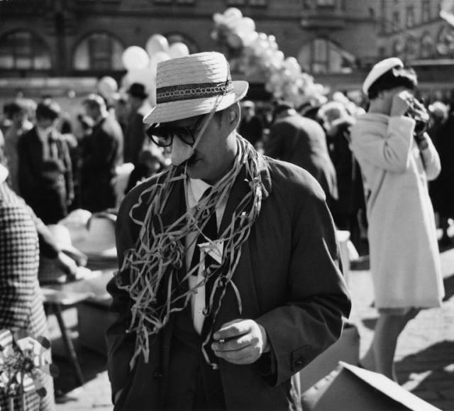 Porukan hauskin jäbä Kauppatorilla 1966.