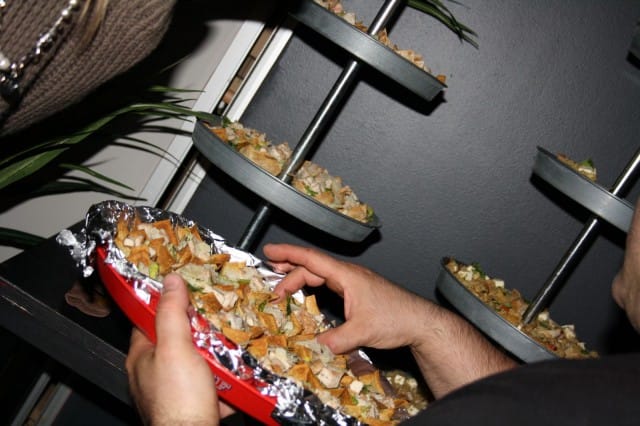 Kana-ceasarsalaattikuppeja.