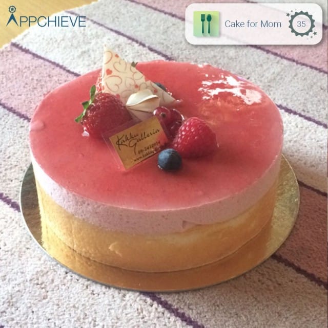 Junior Software Developerimme Panu oli sitä mieltä, että kakku on parempi tilata muualta.