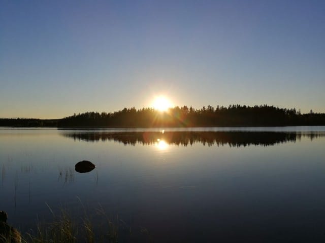 Järvi on antanut kalaa. Kalastus on ruokkinut suomalaisia jo 10000 vuotta.