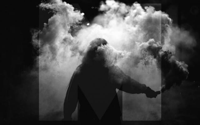 "M" on näyttelijä Minja Kosken ja tuottaja Miikka Ahlmanin projekti.