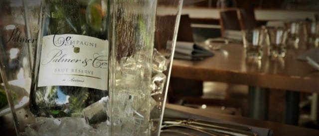 Samppanjaa sunnuntain kunniaksi!