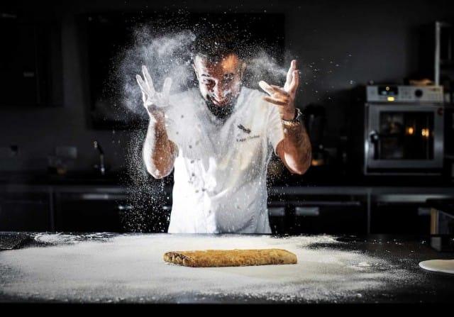 Venäläinen huippukokki Vladimir Mukhin saapuu Jätkäsaaren Clarioniin esittelemään visioitaan.