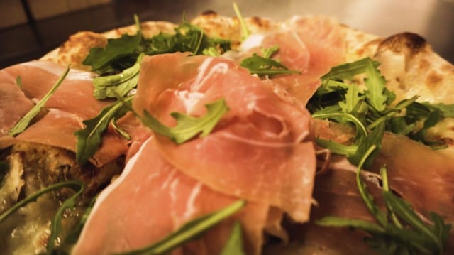 Suurin osa Baccon pizzojen raaka-aineista tuodaan suoraan italialaisilta tuottajilta.