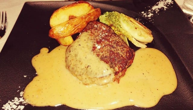 Pippuripihvi Rantapuiston tapaan.