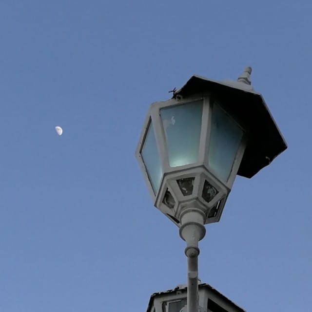 Julkiset rakennukset, tiet ja katuvalot on rakennettu Turkmenistanissa viimeisen päälle, mutta sitten ne on jätetty oman onnensa nojaan.