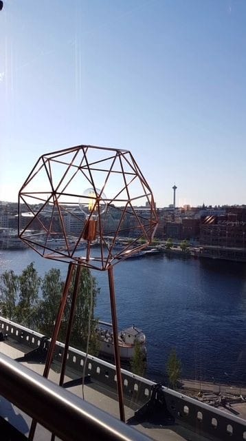 Upeat näkymät avautuvat ravintola-asiakkaille.