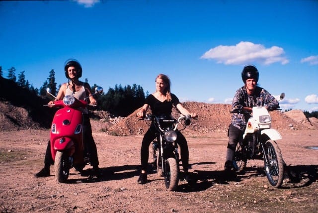 Mopo esiintyy Lonnassa keskiviikkona 18. heinäkuuta.