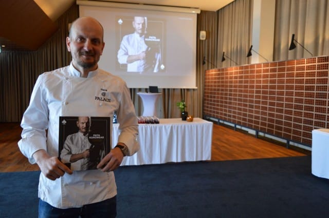 Hans Välimäki jättää Palacen luottavaisin mielin Eero Vottosen käsiin.