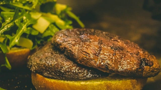 Shroom brgr on todellinen herkkupala sienten ystäville.