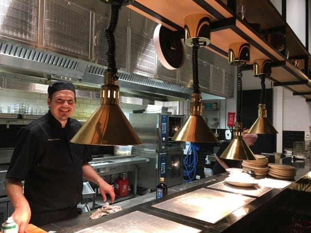 Avokeittiön tunnelmia.