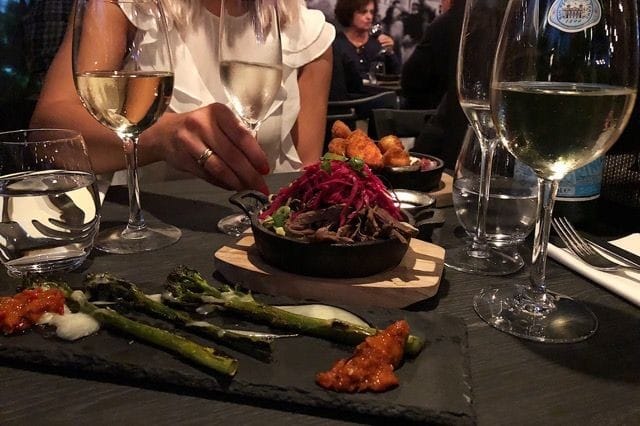 Broccolinit, poutine ja halloumiranskalaiset