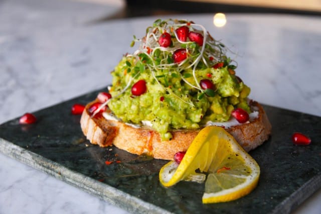 Green Hippo Cafén avokadoleipä on ilo silmälle.