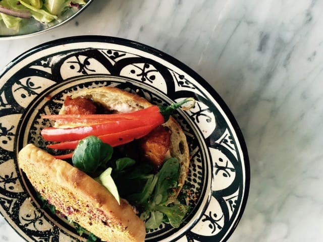 Sandro tarjoilee SYÖ!-viikoilla herkullista halloumipitaa.