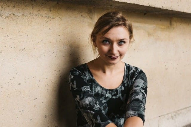 Vegemessuja tuottaa helsinkiläinen yritys Vegefirma, jonka toimitusjohtajana Suvi Auvinen toimii.