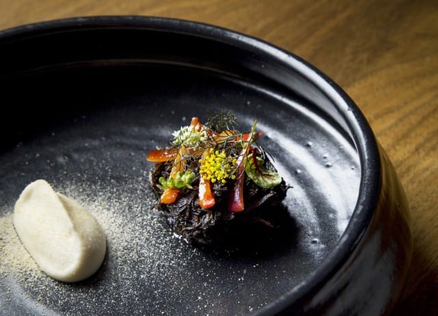 Haudutettua häränhäntää Jorge Vallejon tapaan.